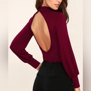 NWT LULU’S Long Sleeve Top Wine Red Backless Long Sleeve Top Size Small